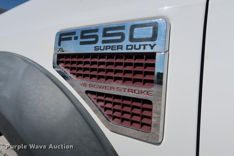 image for item DD5333 2008 Ford F550 bucket truck