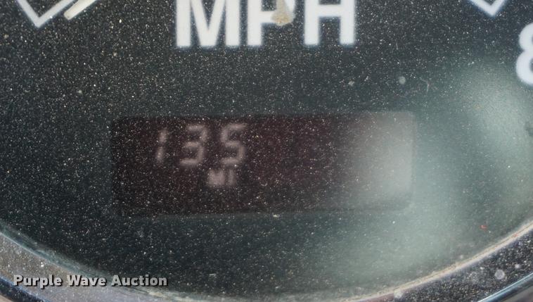 image for item DD6633 1999 International Paystar 5000 ready mix truck