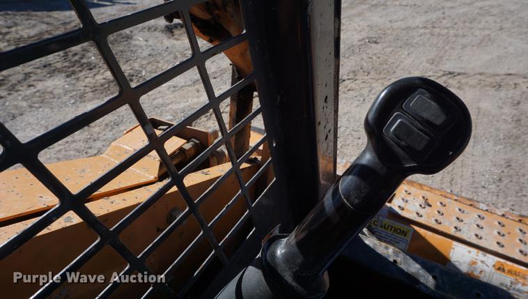 image for item DD6655 2007 Case 450 skid steer