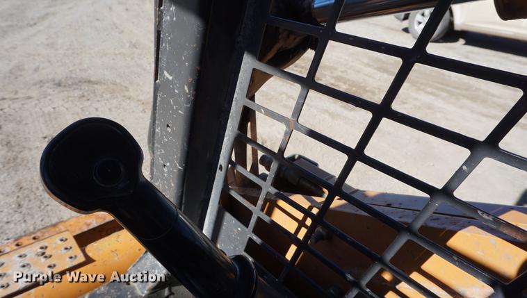 image for item DD6655 2007 Case 450 skid steer