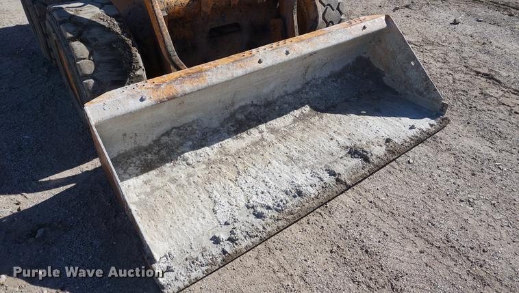 image for item DD6655 2007 Case 450 skid steer