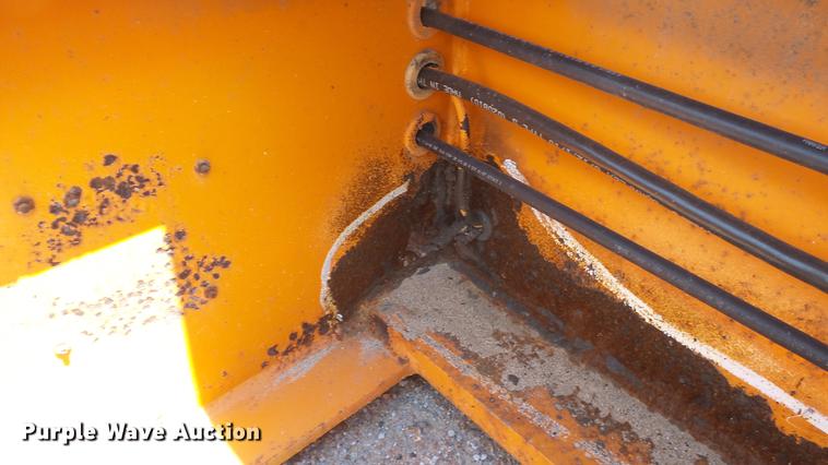 image for item DE2970 1989 Trail King TK120DG-553 low boy equipment trailer