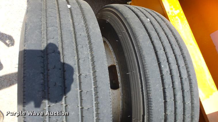 image for item DE2970 1989 Trail King TK120DG-553 low boy equipment trailer