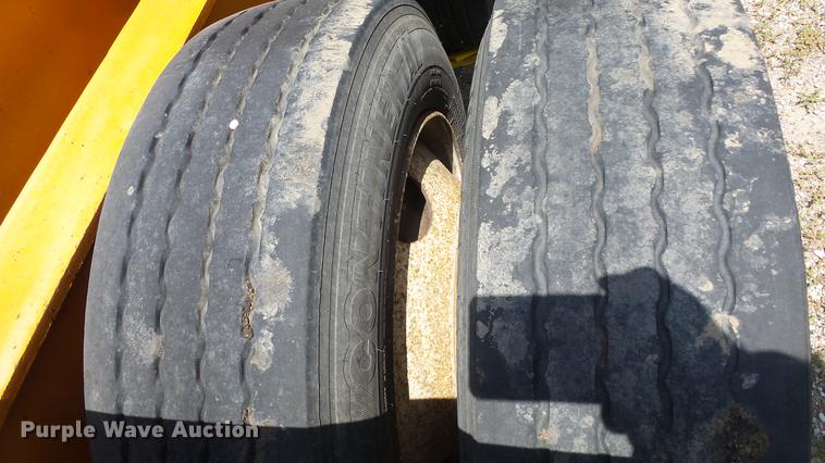 image for item DE2970 1989 Trail King TK120DG-553 low boy equipment trailer