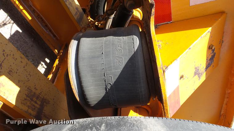 image for item DE2970 1989 Trail King TK120DG-553 low boy equipment trailer