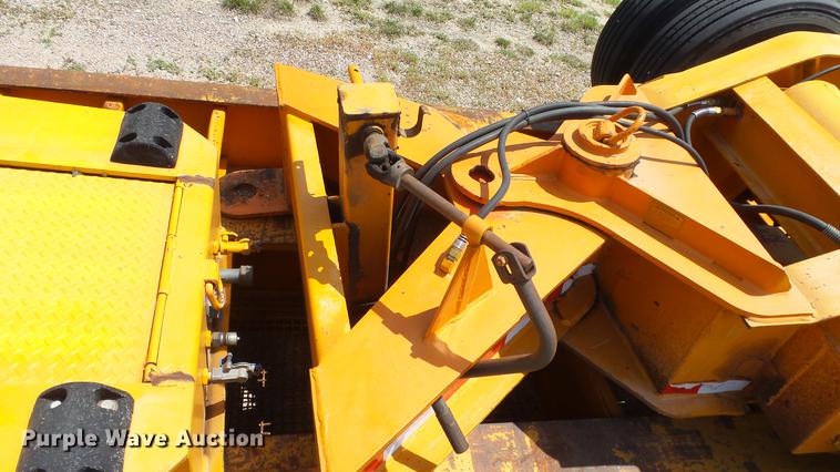 image for item DE2970 1989 Trail King TK120DG-553 low boy equipment trailer