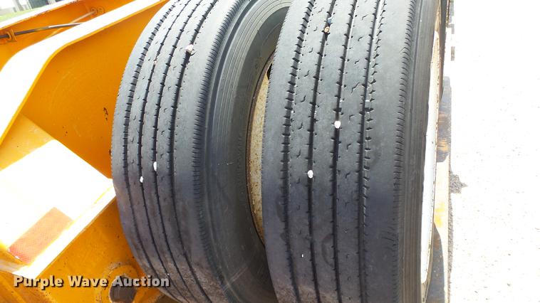 image for item DE2970 1989 Trail King TK120DG-553 low boy equipment trailer