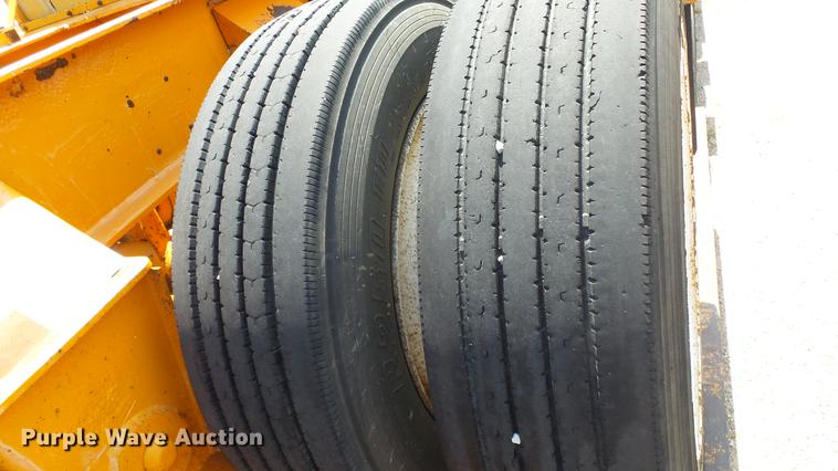 image for item DE2970 1989 Trail King TK120DG-553 low boy equipment trailer