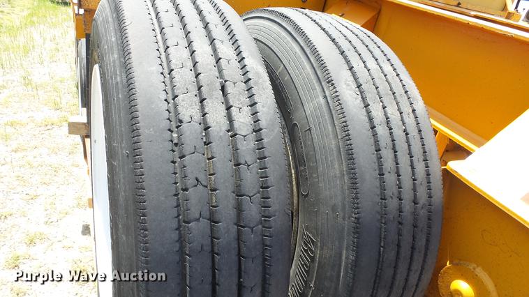 image for item DE2970 1989 Trail King TK120DG-553 low boy equipment trailer