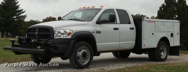 image for item DE4922 2008 Dodge Ram 4500 Quad Cab utility bed truck