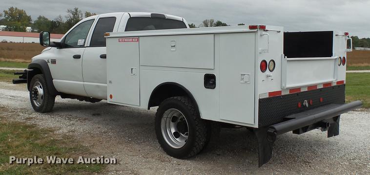 image for item DE4922 2008 Dodge Ram 4500 Quad Cab utility bed truck