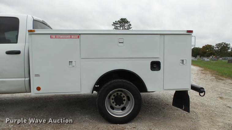 image for item DE4922 2008 Dodge Ram 4500 Quad Cab utility bed truck