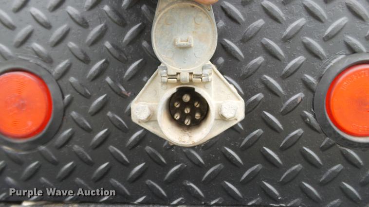 image for item DE4922 2008 Dodge Ram 4500 Quad Cab utility bed truck