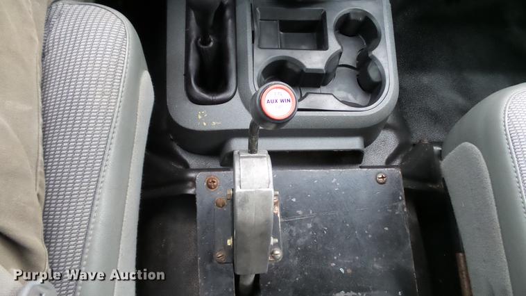 image for item DE4922 2008 Dodge Ram 4500 Quad Cab utility bed truck