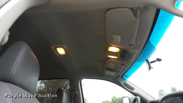 image for item DE4922 2008 Dodge Ram 4500 Quad Cab utility bed truck