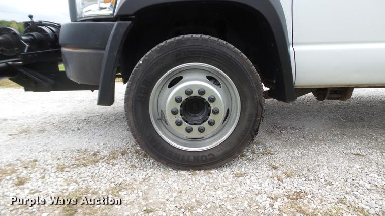 image for item DE4922 2008 Dodge Ram 4500 Quad Cab utility bed truck