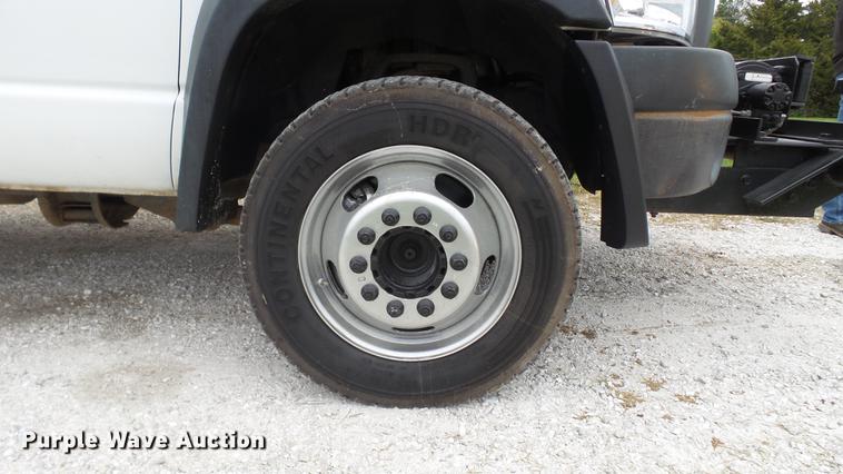 image for item DE4922 2008 Dodge Ram 4500 Quad Cab utility bed truck