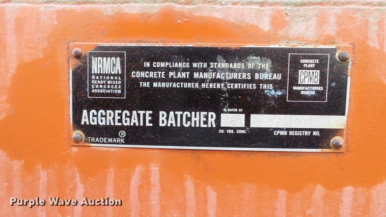 image for item DE4930 1973 Ross 250-8 Mobiliner Central Mix concrete plant