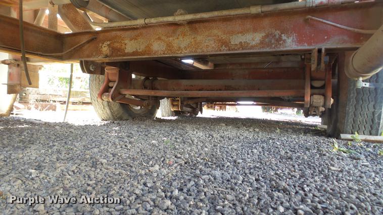 image for item DE4930 1973 Ross 250-8 Mobiliner Central Mix concrete plant