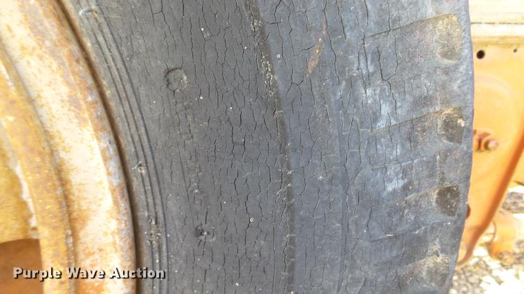 image for item DE4930 1973 Ross 250-8 Mobiliner Central Mix concrete plant