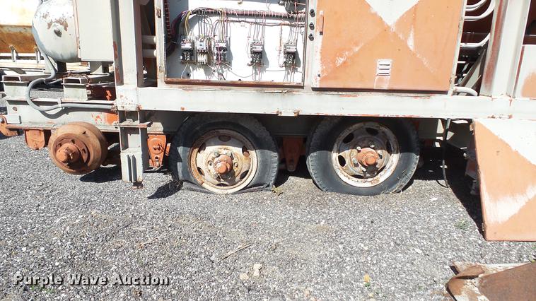 image for item DE4930 1973 Ross 250-8 Mobiliner Central Mix concrete plant