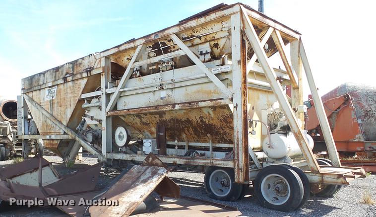 image for item DE4931 1990 Ross 135-10 Uniplant Central Mix concrete plant