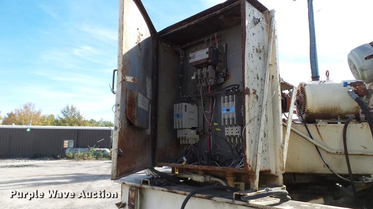 image for item DE4931 1990 Ross 135-10 Uniplant Central Mix concrete plant