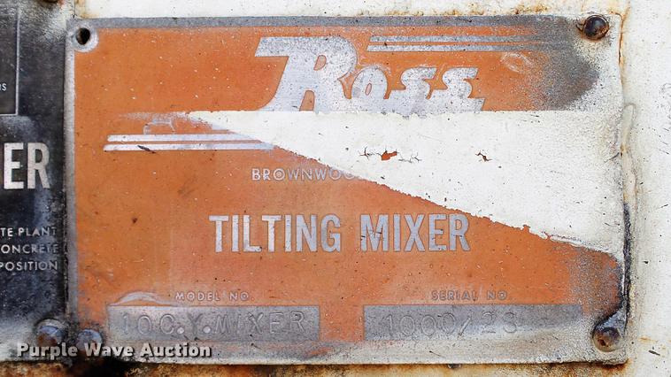 image for item DE4931 1990 Ross 135-10 Uniplant Central Mix concrete plant