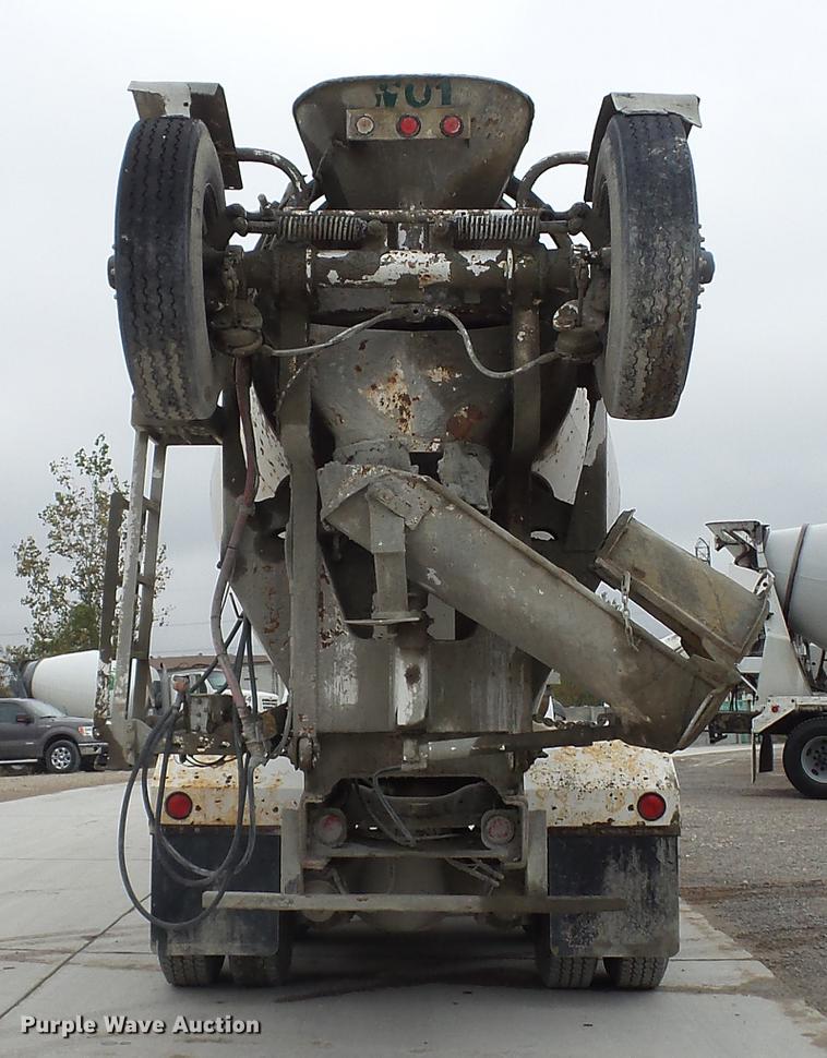 image for item DE4932 2000 Sterling ready mix truck