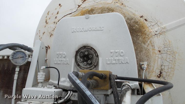 image for item DE4932 2000 Sterling ready mix truck