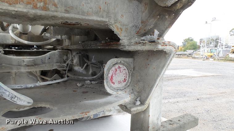 image for item DE4932 2000 Sterling ready mix truck