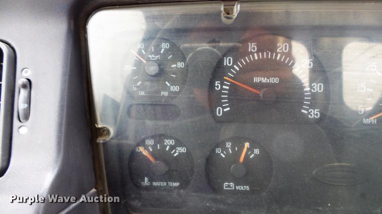 image for item DE4932 2000 Sterling ready mix truck