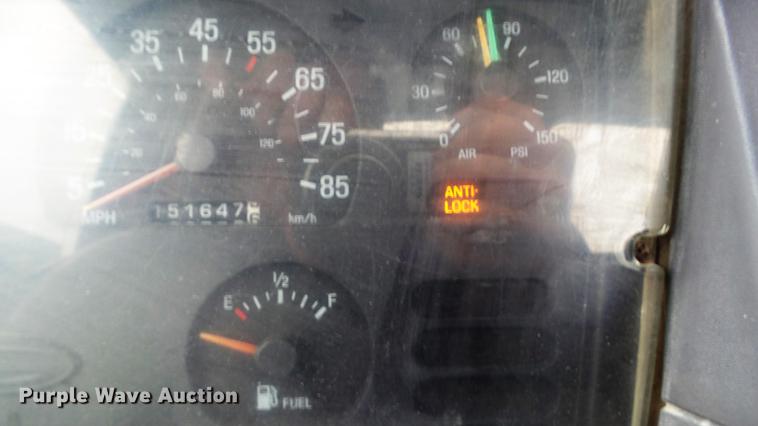 image for item DE4932 2000 Sterling ready mix truck