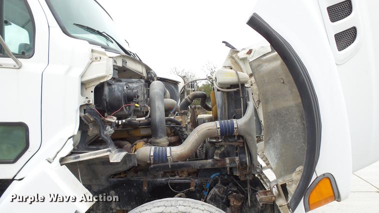 image for item DE4932 2000 Sterling ready mix truck