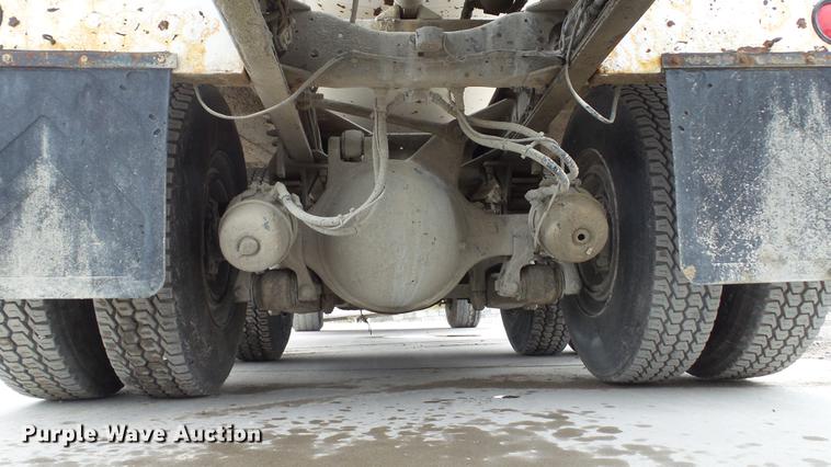image for item DE4932 2000 Sterling ready mix truck