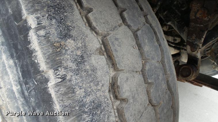 image for item DE4932 2000 Sterling ready mix truck