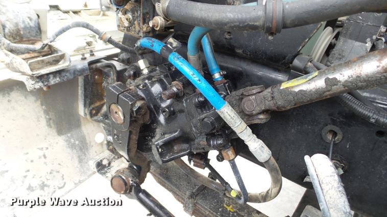 image for item DE4933 2000 Sterling ready mix truck