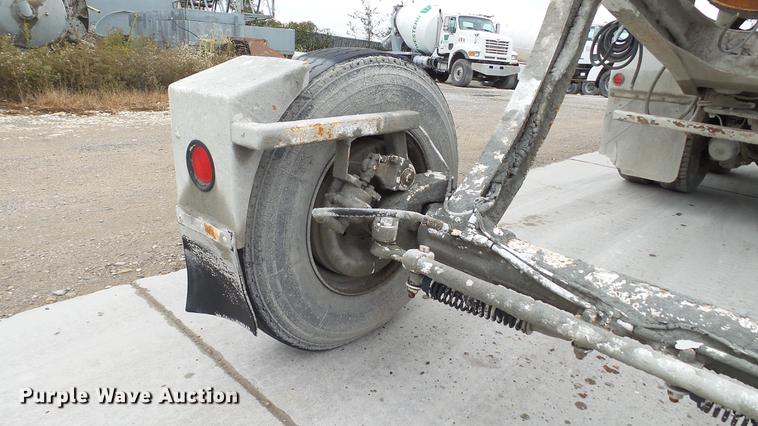 image for item DE4933 2000 Sterling ready mix truck