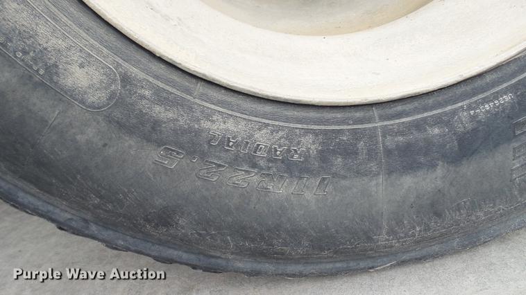 image for item DE4933 2000 Sterling ready mix truck