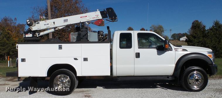 image for item DE4937 2011 Ford F450 Super Duty SuperCab service truck with crane