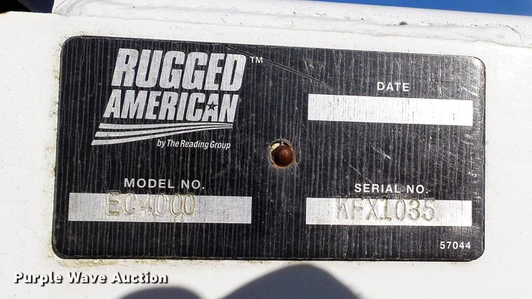 image for item DE4937 2011 Ford F450 Super Duty SuperCab service truck with crane