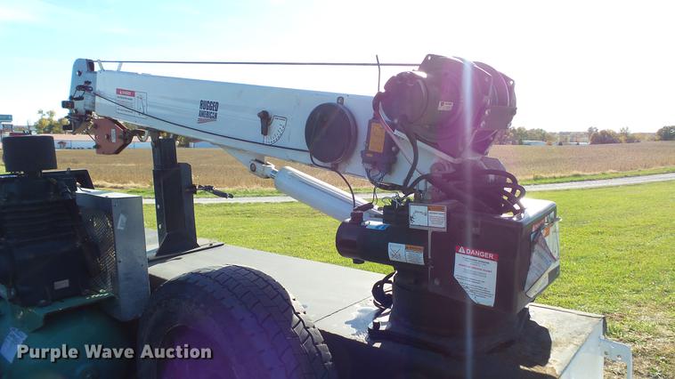 image for item DE4937 2011 Ford F450 Super Duty SuperCab service truck with crane