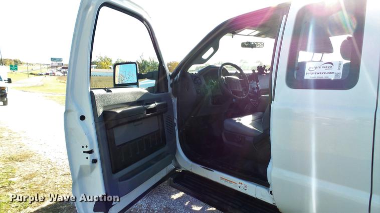 image for item DE4937 2011 Ford F450 Super Duty SuperCab service truck with crane