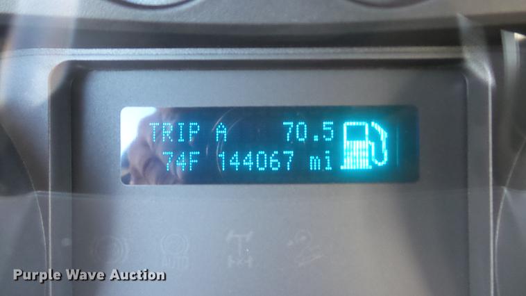 image for item DE4937 2011 Ford F450 Super Duty SuperCab service truck with crane