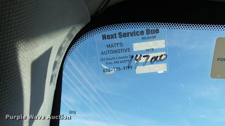 image for item DE4937 2011 Ford F450 Super Duty SuperCab service truck with crane