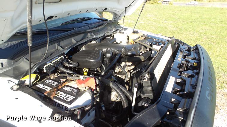 image for item DE4937 2011 Ford F450 Super Duty SuperCab service truck with crane