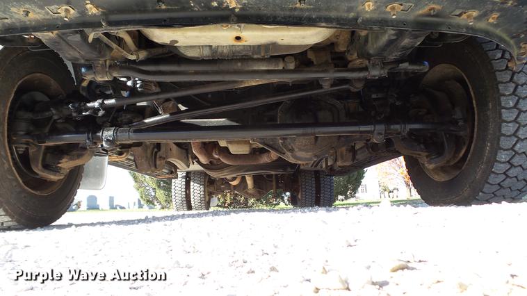 image for item DE4937 2011 Ford F450 Super Duty SuperCab service truck with crane