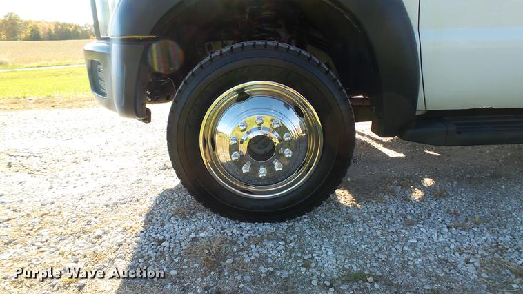 image for item DE4937 2011 Ford F450 Super Duty SuperCab service truck with crane