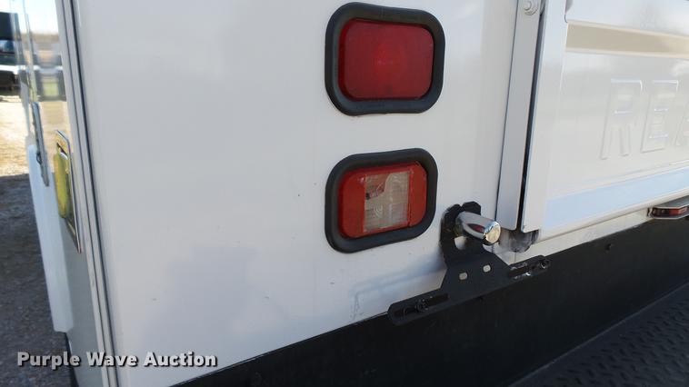 image for item DE4937 2011 Ford F450 Super Duty SuperCab service truck with crane