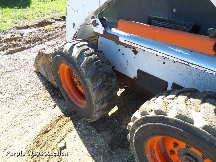 image for item DE5286 1996 Bobcat 773 skid steer